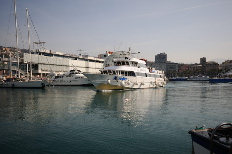 navebus — Genova